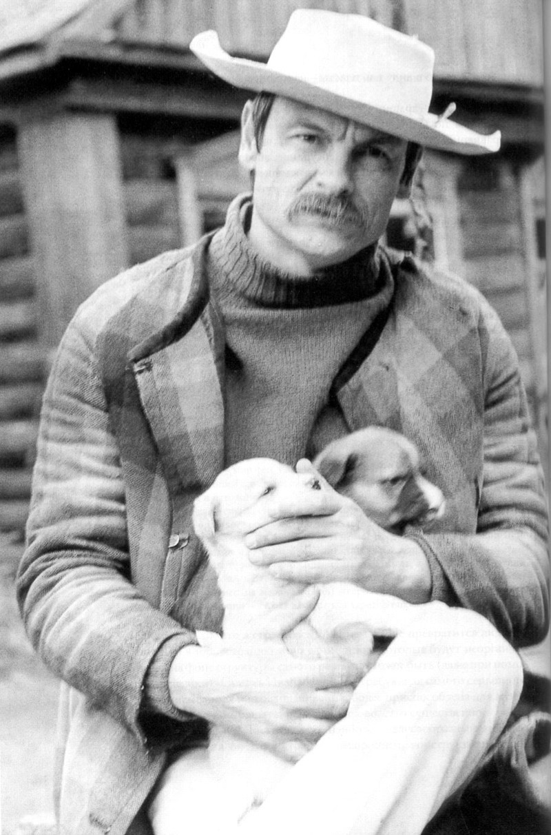 塔可夫斯基：以“苦难”为名，他预先总结了自己一生的境遇封面图