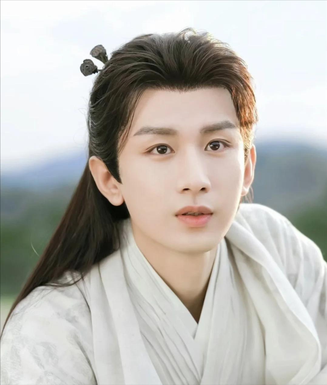 直到央视公开“点名”成毅，才明白，原来宁静一个字都没说错封面图