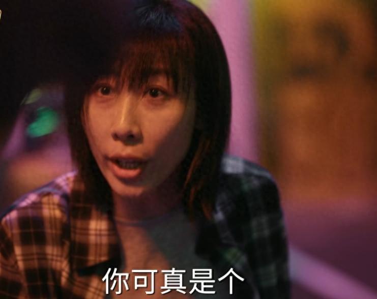 任素汐新剧首播，连追6集不过瘾，这才是当下观众爱看的都市剧封面图