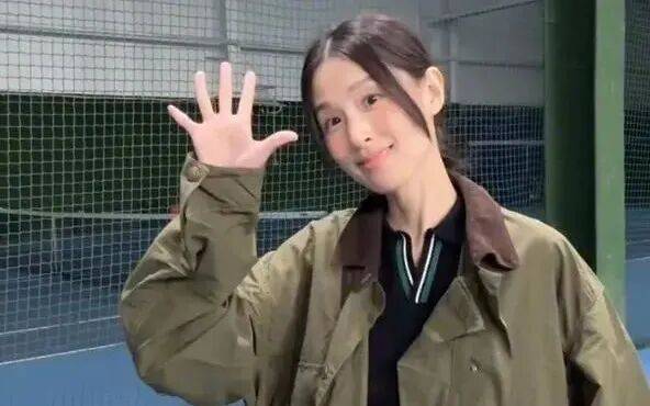 【2026.1.6】丝芭感觉要倒闭了？可以说说梁洁？王子奇网红？赵霁是不是家里很有钱？私生的话大部分都是男明星出问题？封面图