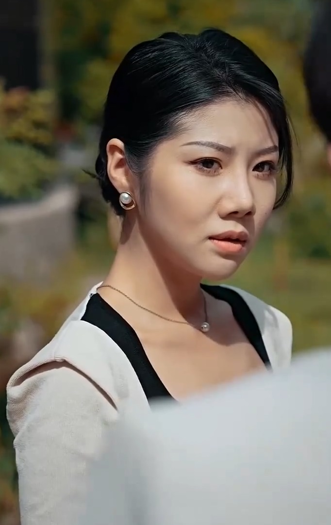 跳楼后我变成了绝世神医封面图